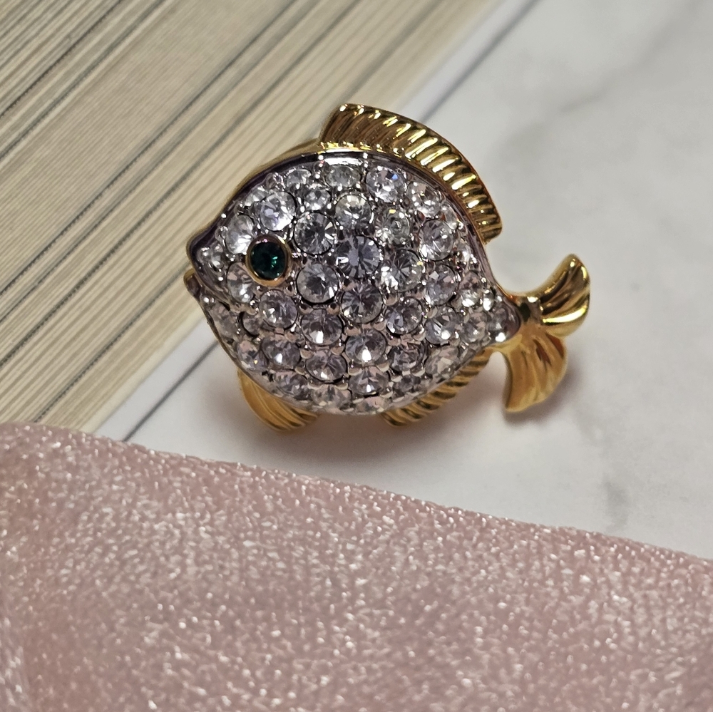SWAROVSKI CRYSTAL FISH BROOCH